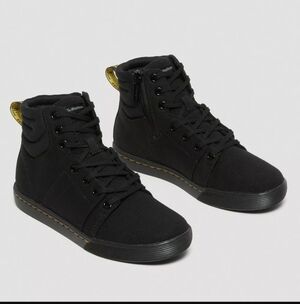 Dr. Martens Rozarya Canvas Casual Boots Women's 6 / Men's 5